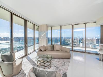 18975 Collins Ave 3105, Sunny Isles Beach, Florida 33160, USA
