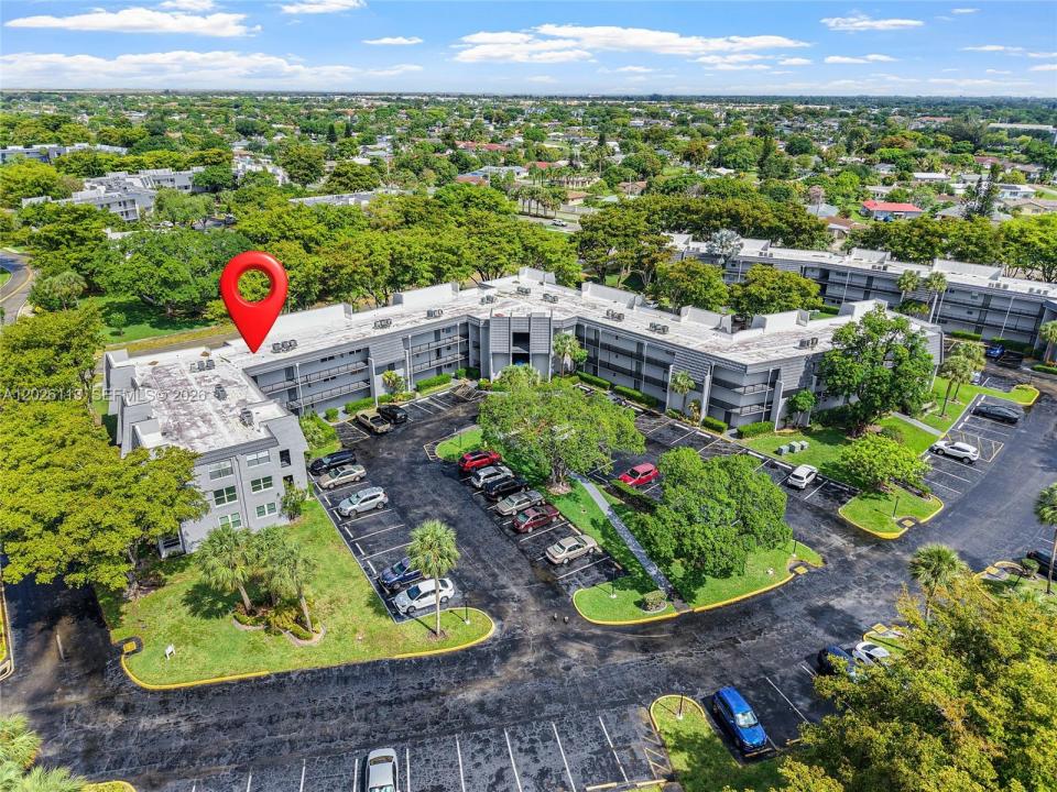 9091 Lime Bay Blvd 304, Tamarac, Floride 33321, États-Unis