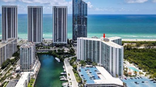 100 Bayview Dr 208, Sunny Isles Beach, Florida 33160, USA