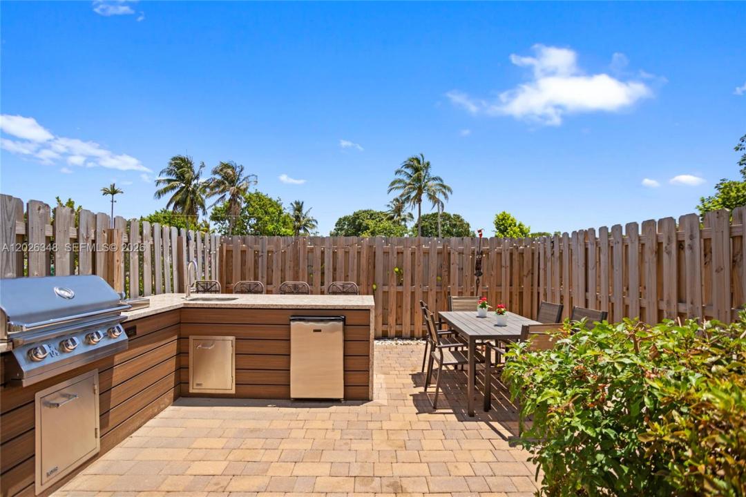 12317 NW 23rd Ct, Miami, Floride 33167, États-Unis