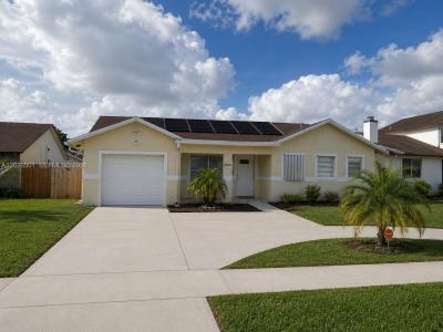 8303 SW 20th St, North Lauderdale, Florida 33068, Amerika Birleşik Devletleri