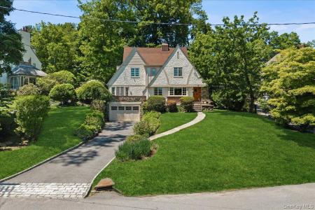 311 Lyncroft Road, New Rochelle, New York 10804, États-Unis