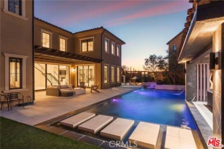 Lanzon, Irvine, California 92602, Stati Uniti