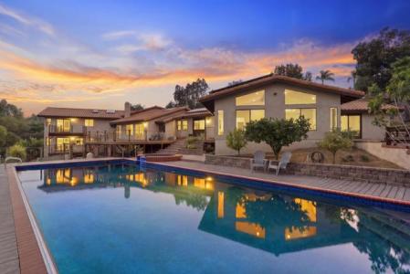 Alpine Oaks Dr., Alpine, California 91901, HOA KỲ
