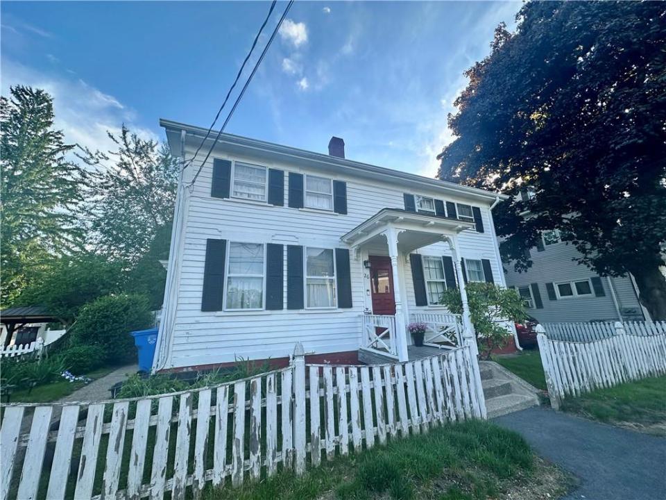 26 Pleasant Street, Lincoln, 罗得岛 02865, 美国