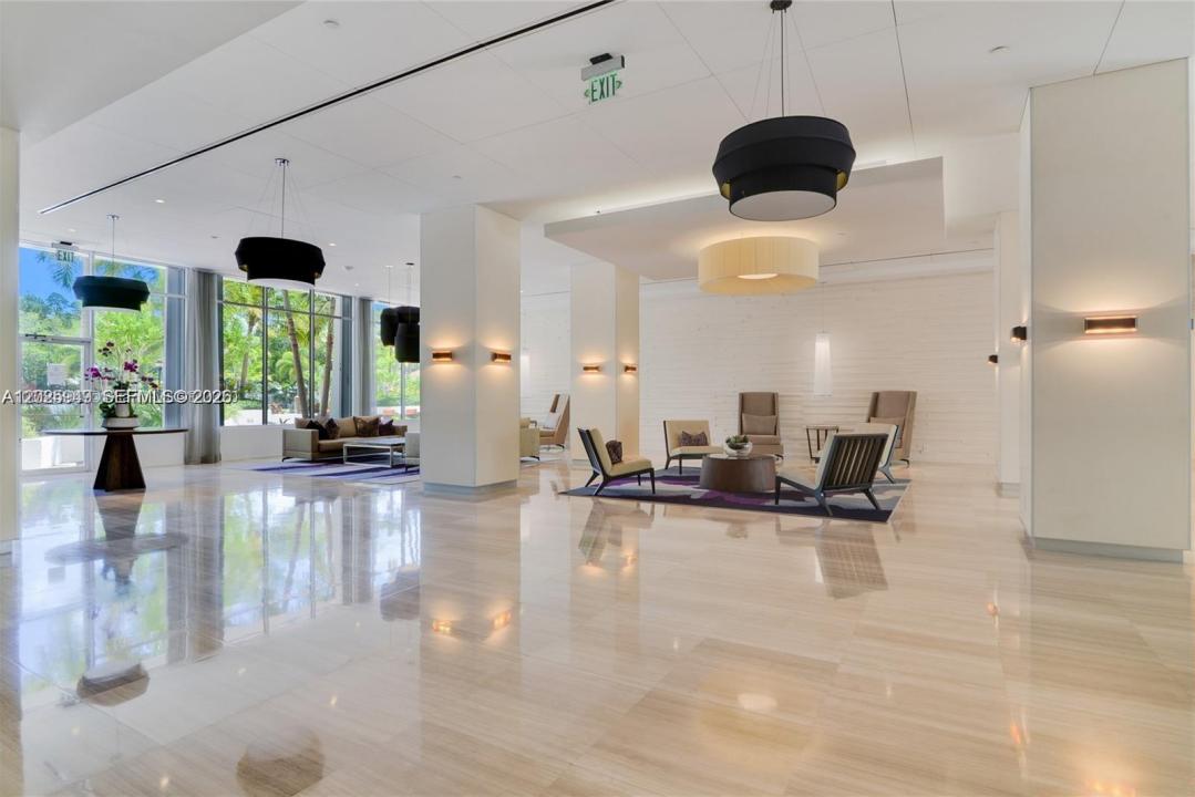 100 Bayview Dr 503, Sunny Isles Beach, Floride 33160, États-Unis