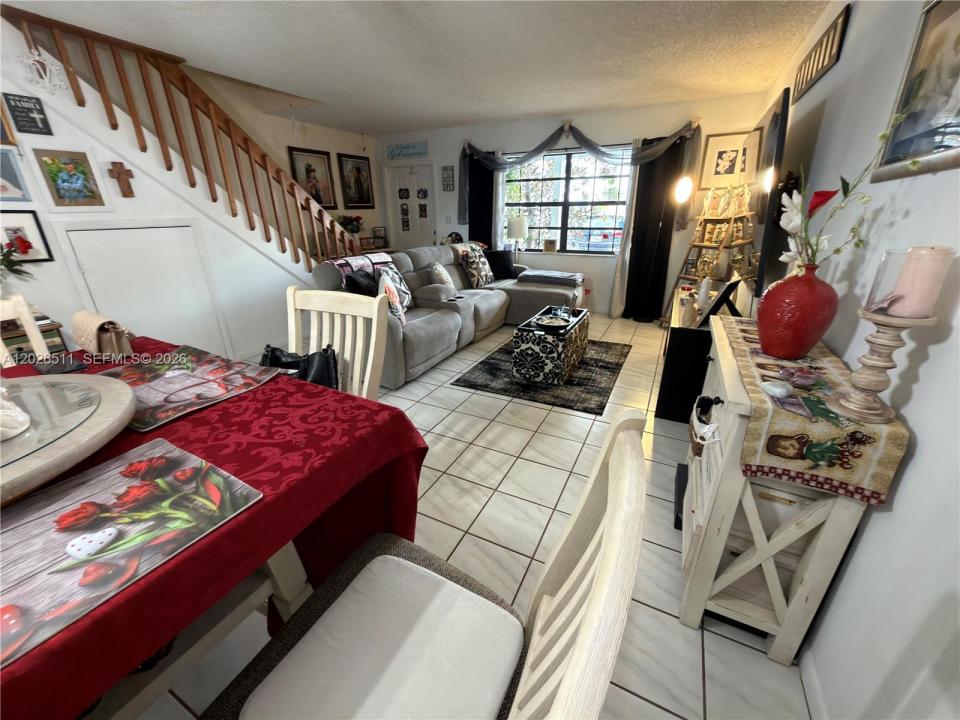 10428 NW 3rd St, Pembroke Pines, Floride 33026, États-Unis