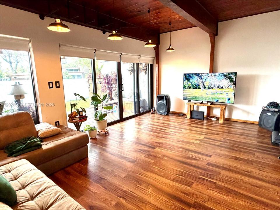 19440 NE 26th Ave 52B, Miami, Floride 33180, États-Unis