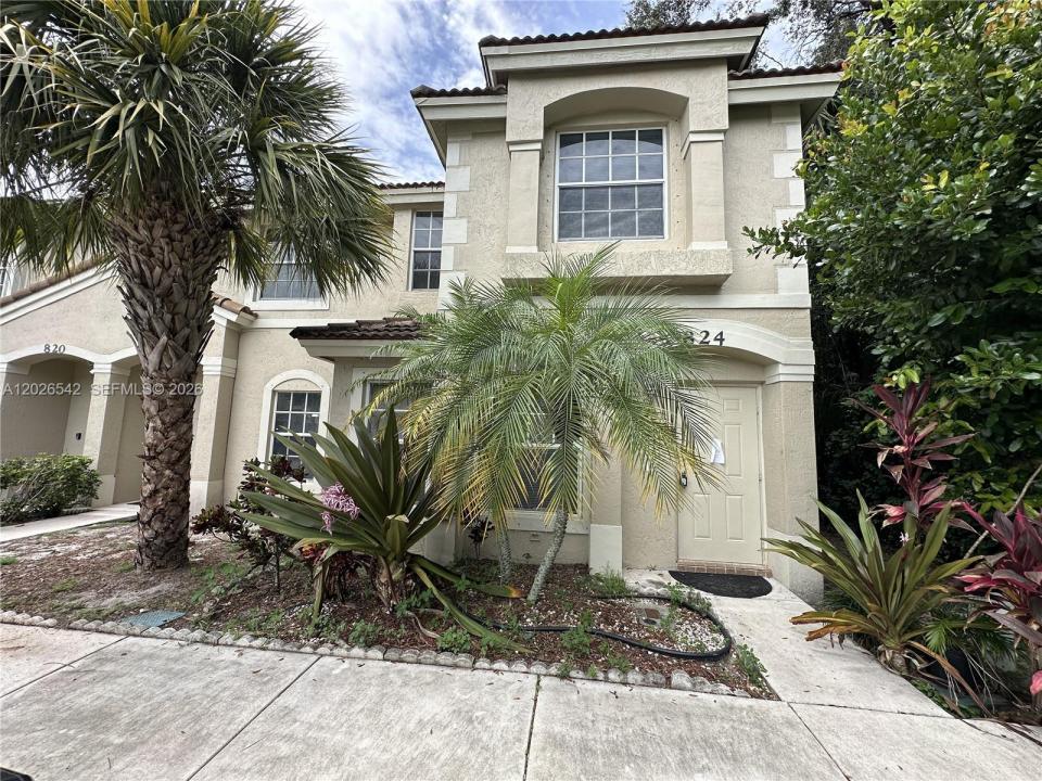 824 Summit Lake, West Palm Beach, Florida 33406, USA
