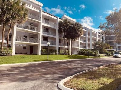 16171 Blatt Blvd 101, Weston, Florida 33326, USA
