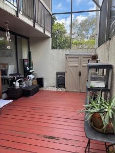 3190 Bird Ave 15, Coconut Grove, פלורידה 33133, ארצות הברית של אמריקה