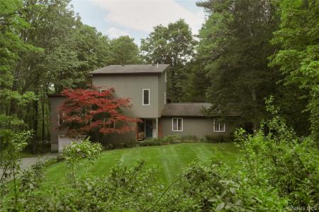 360 Mills Cross Road, Hyde Park, نيويورك 12580, الولايات المتحدة