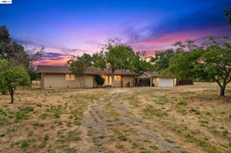 Mockingbird Ln, Pleasanton, Californie 94566, États-Unis