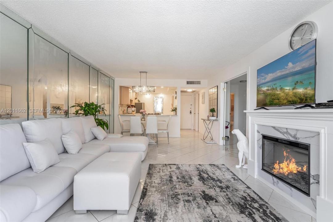 Hallandale Beach, Floride 33009, États-Unis