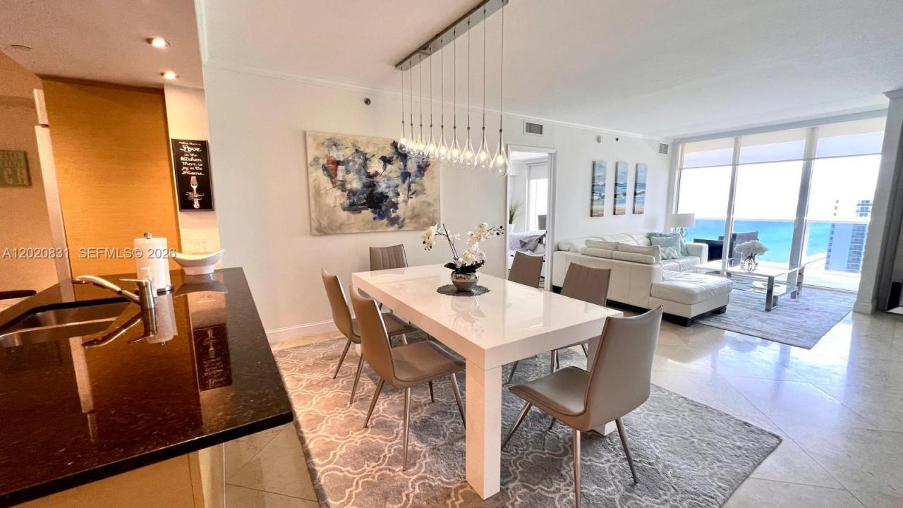 1830 S Ocean Dr 2204, Hallandale Beach, Florida 33009, Stati Uniti