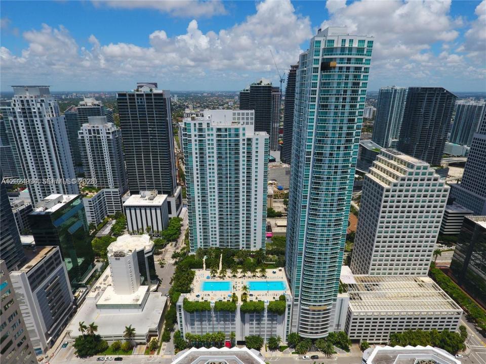 950 Brickell Bay Dr 1911, Miami, Floride 33131, États-Unis