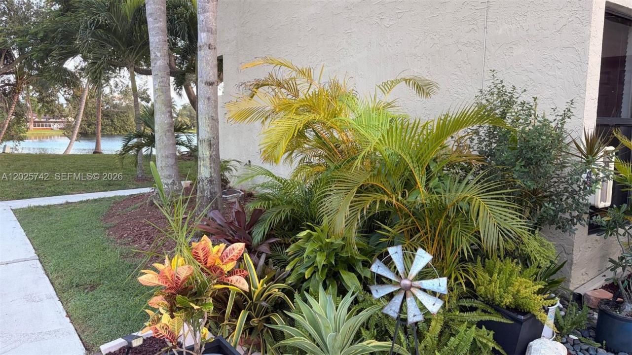 8982 Palm Tree Ln 8982, Pembroke Pines, Floride 33024, États-Unis