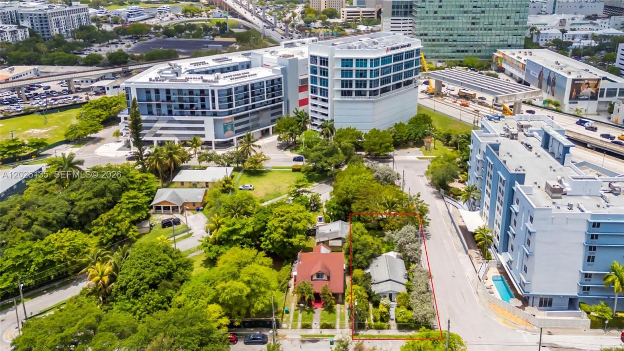 1246 NW 9th Ave, Miami, Florida 33136, USA
