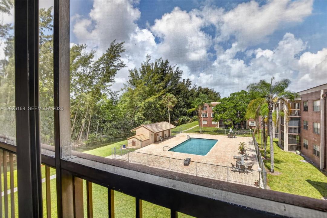 7020 Nova Dr 308D, Davie, Flórida 33317, Estados Unidos