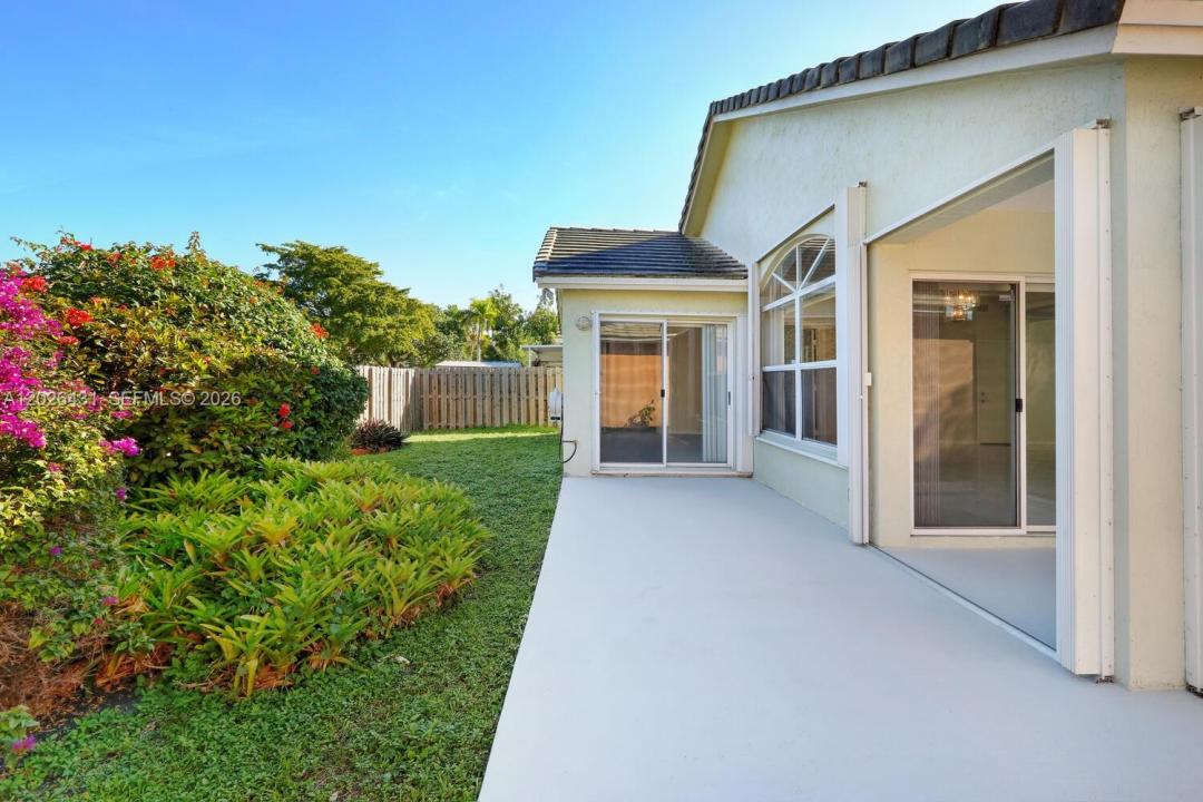 12357 SW 144th Ter, Miami, Florida 33186, USA