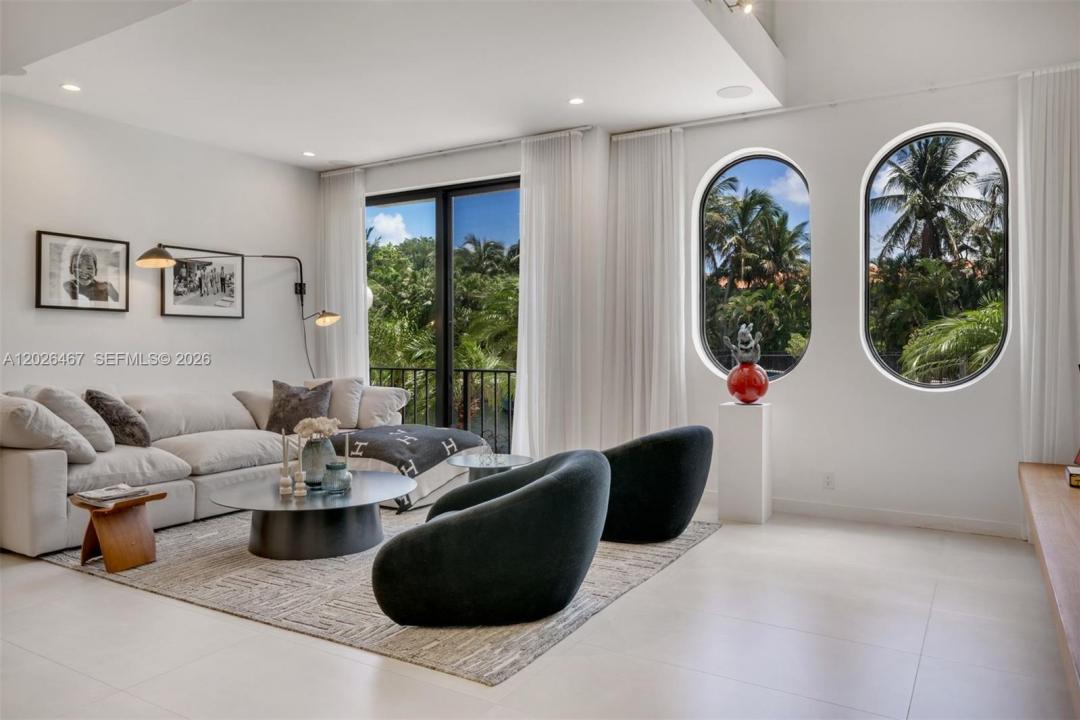10659 NE Quaybridge Ct C5, Miami, Florida 33138, Stati Uniti