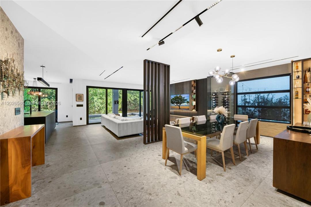 3294 NE 211th Ter, Aventura, Flórida 33180, Estados Unidos