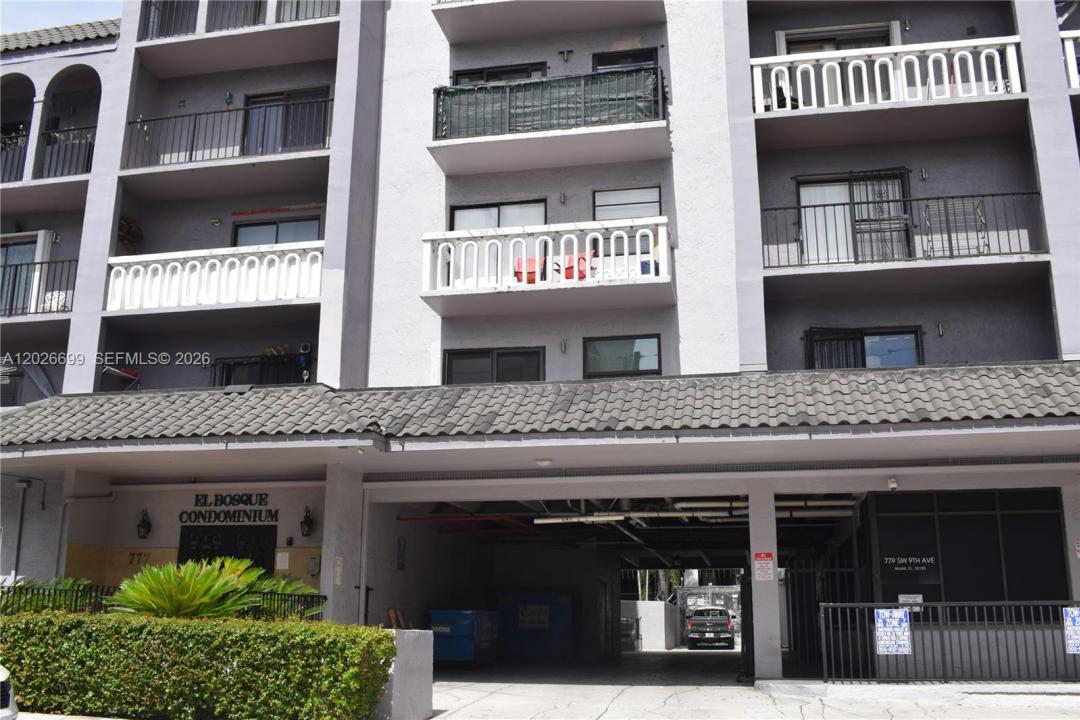 777 SW 9th Ave 420, Miami, Floride 33130, États-Unis