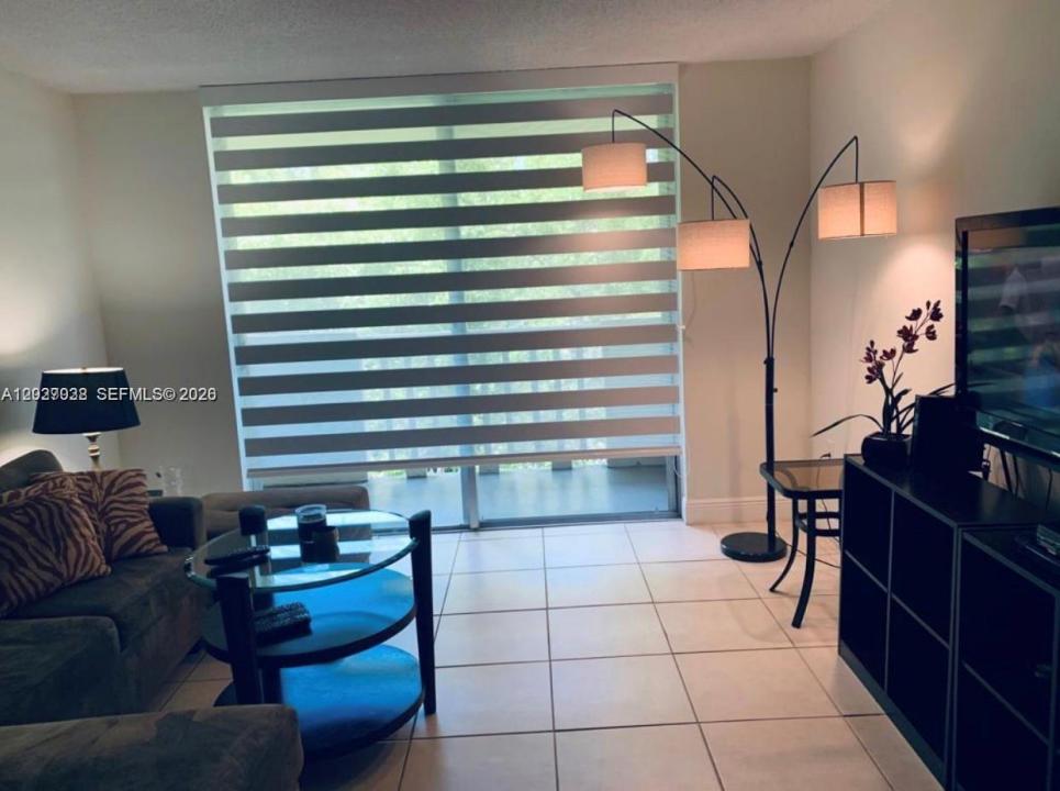 1800 Sans Souci Blvd 235, North Miami, Floride 33181, États-Unis