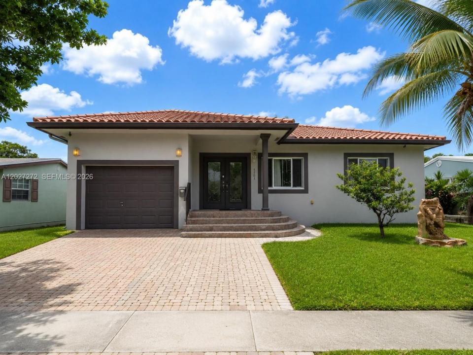 1101 NE 2nd St, Hallandale Beach, Florida 33009, Stati Uniti