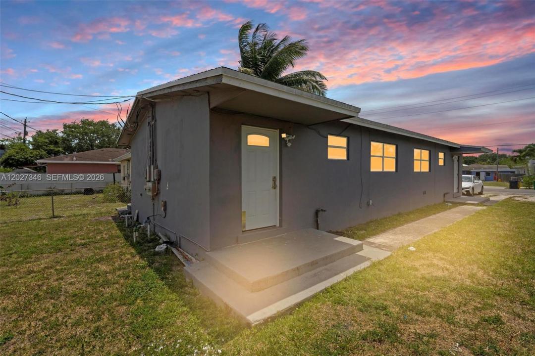 369 Phippen Waiters Rd 1, Dania Beach, فلوريدا 33004, الولايات المتحدة