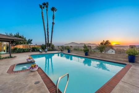Hacienda Place, El Cajon, Californie 92020, États-Unis