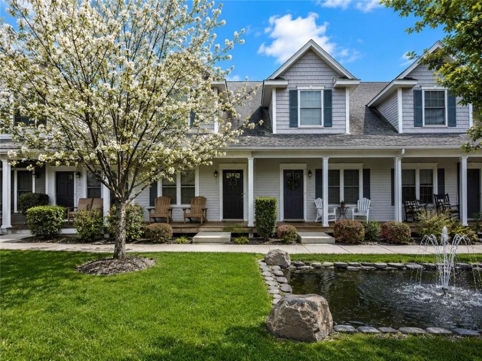 301 West Shore Road 19, Warwick, Rhode Island 02886, USA