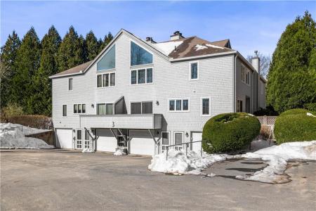 421 Bellevue Avenue 3B, Newport, Rhode Island 02840, USA