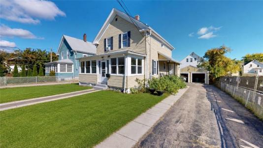127 3rd Avenue, Woonsocket, Rhode Island 02895, USA