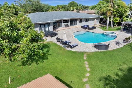 8825 SW 185th Ter, Cutler Bay, Florida 33157, USA