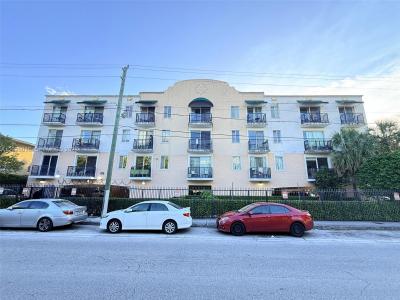 400 SW 2nd St 201, Miami, Florida 33130, USA