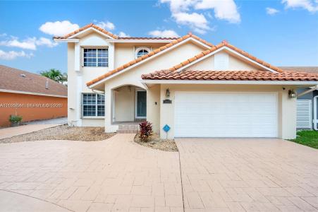 18660 NW 78th Ave 0, Hialeah, Florida 33015, USA