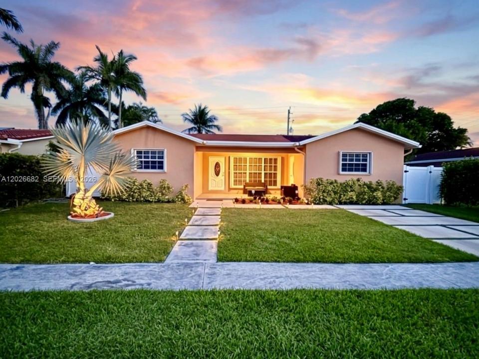 206 SE 3rd Pl, Dania Beach, Florida 33004, Stati Uniti
