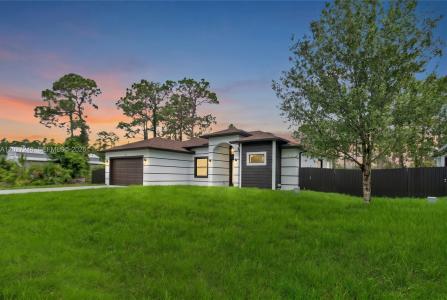 1047 E Merry St, Lehigh Acres, Florida 33974, USA