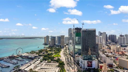 398 NE 5th St 2310, Miami, Florida 33132, USA