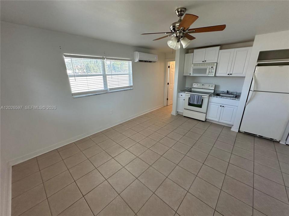 318 Tarpon Dr 1, Cape Coral, Floride 33904, États-Unis
