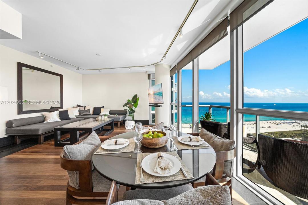 101 20th St 2404, Miami Beach, Florida 33139, USA