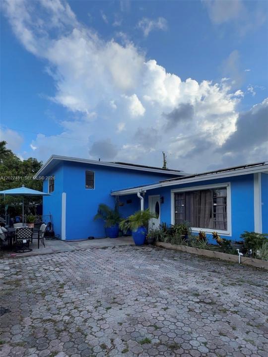 1300 NE 203rd St, Miami, Floride 33179, États-Unis