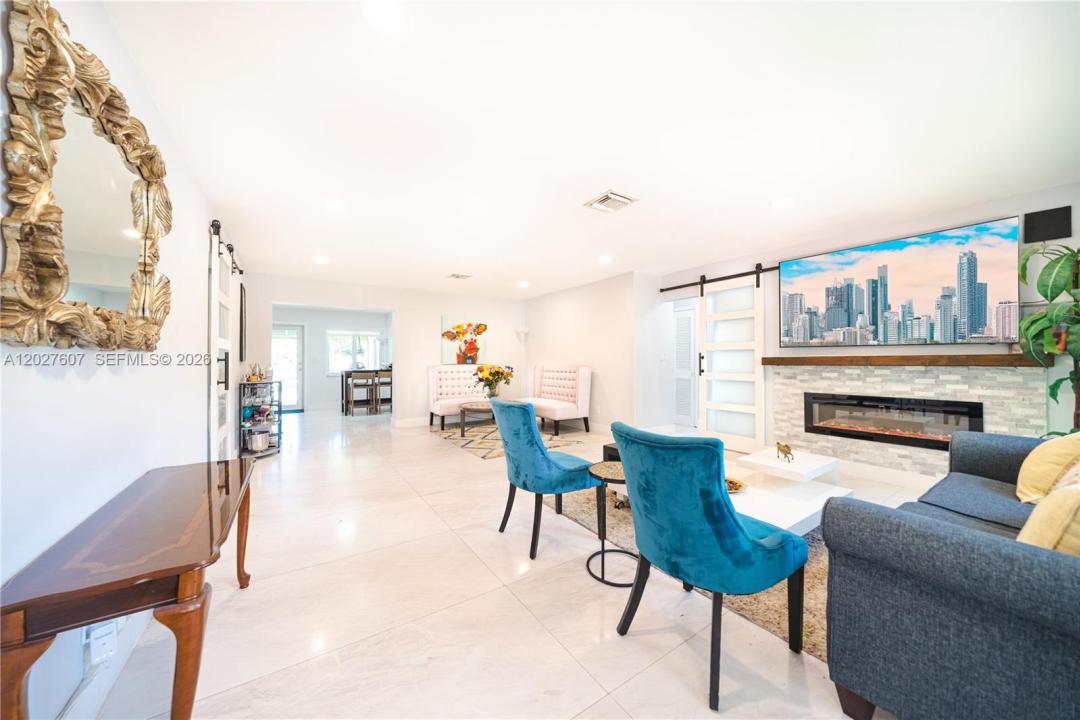 1101 NE 5th St, Hallandale Beach, Floride 33009, États-Unis