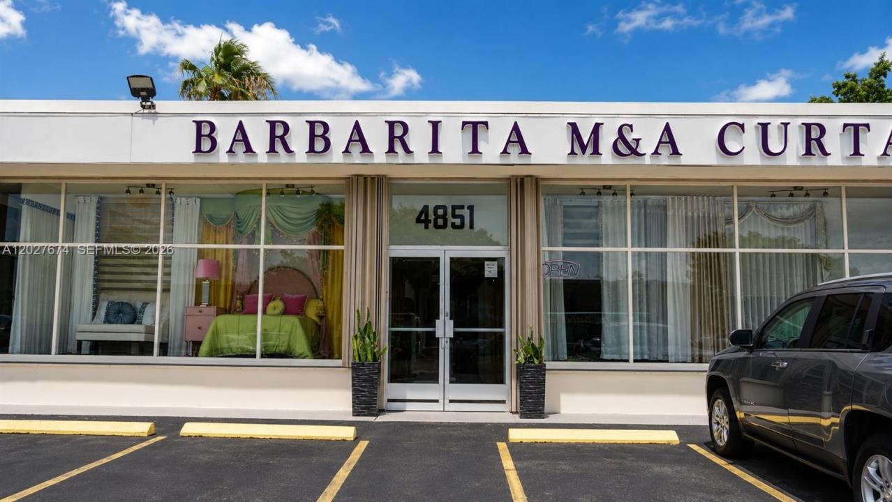 4851 E 8th Ave, Hialeah, Флорида 33013, Соединенные Штаты