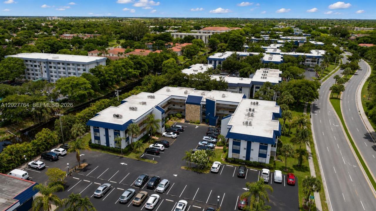 3050 Holiday Springs Blvd 305, Margate, Florida 33063, USA
