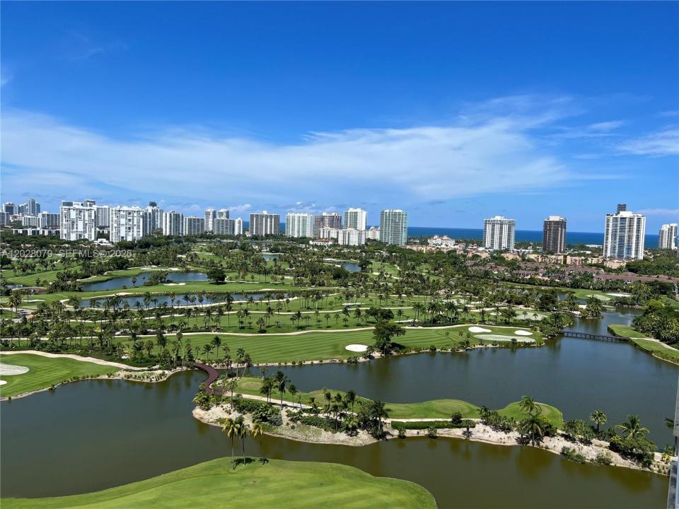19501 W Country Club Dr 2313, Aventura, فلوريدا 33180, الولايات المتحدة