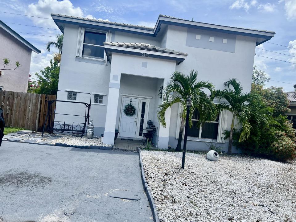 Miami Gardens, FL 33055