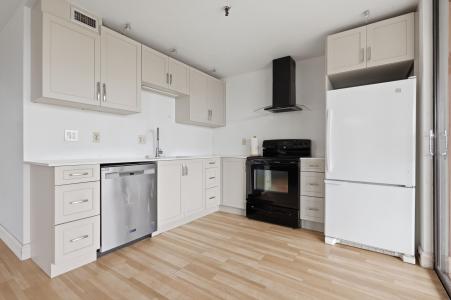 661 NE 195th Street 310, Miami, Florida 33179
