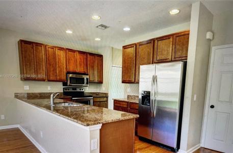 730 NW Leonardo Cir, Port St. Lucie, Florida 34986, USA